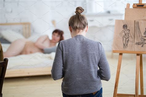 posing nude for art class|Nude Modeling